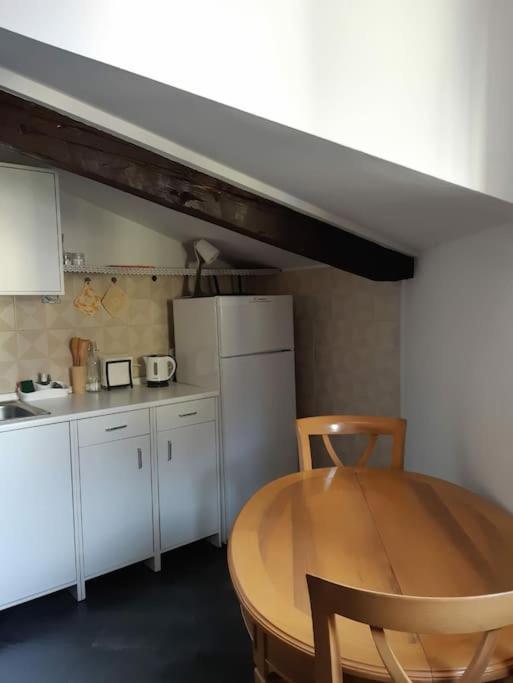 Apartamento Monolocale Piano Alto Luminoso Pochi Minuti Metro Rossa Milán